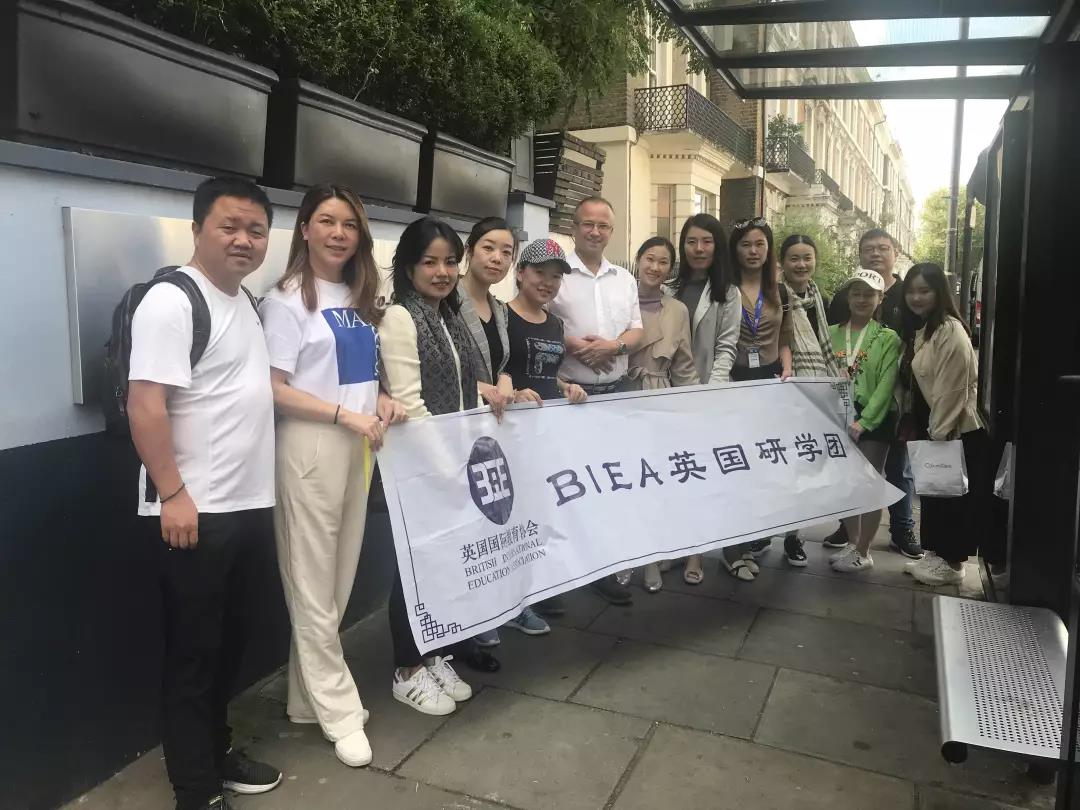 格林麦田的夏天 | 英国学